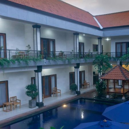 Gria Manik Batubelig Hotel Seminyak Eksteriør billede
