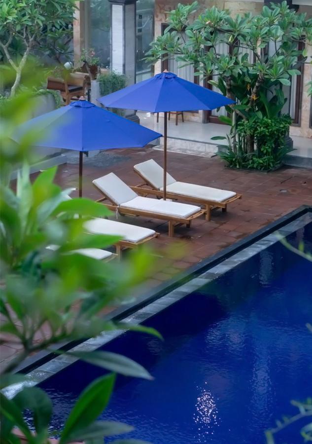 Gria Manik Batubelig Hotel Seminyak Eksteriør billede
